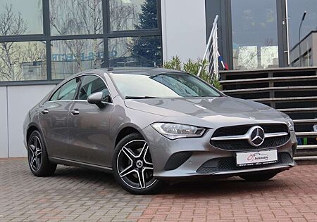 Mercedes-Benz CLA 220 d DCT AMG Felgen Navi Panorama