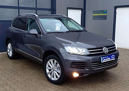 VW Touareg Volkswagen V6 TDI 1.Hand Rentnerfahrzeug StH-4x4-Pano