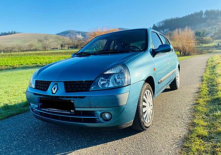 Renault Clio 1.2 16V Blue Sensation