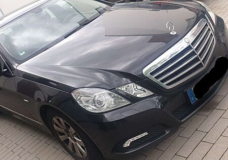 Mercedes-Benz E 250 CGI BlueEFFICIENCY Automatik Avantgarde