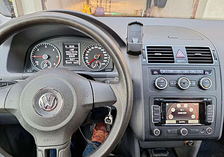 VW Touran Volkswagen Diesel 1.6 TDI DPF BlueMotion