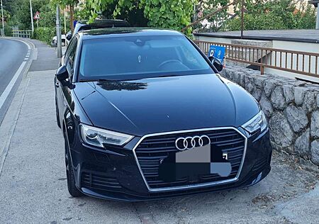Audi A3 Sportback Diesel 2.0 TDI Sportback S tronic des