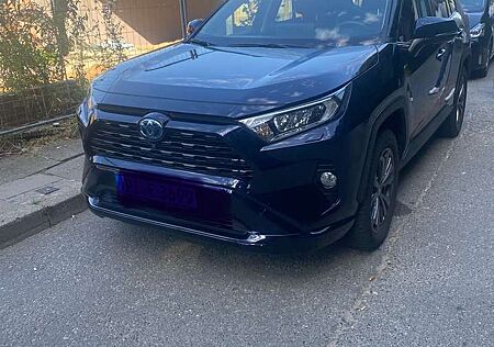 Toyota RAV 4 2.5 4x2 Hybrid Team Deutschland