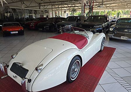 Jaguar XK 120 SERVICE NEU RESTAURIERT