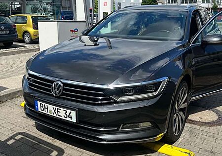 VW Passat Variant Volkswagen 2.0 TDI SCR DSG Highline