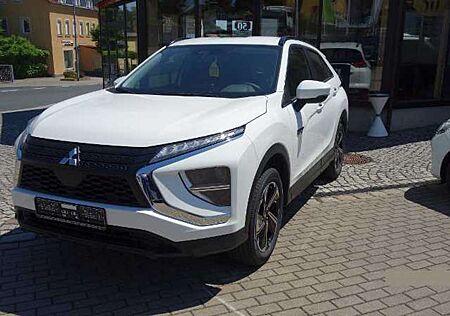 Mitsubishi Eclipse Cross PHEV 2.4 BASIS 4WD AHK,Kamera,SmartLink