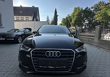 Audi A3 1.6 TDI Attraction