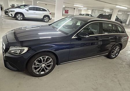 Mercedes-Benz C 220 C-Klasse T-Modell Diesel (BlueTEC) d T 7G-TRONIC Avantgarde
