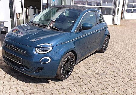 Fiat 500E La Prima