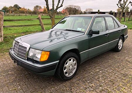Mercedes-Benz E 420 E400 , Leder , Klima ; Tüv und H , sauber