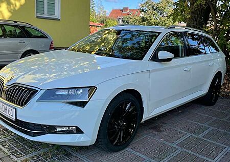 Skoda Superb Combi 1.8 TSI DSG Ambition