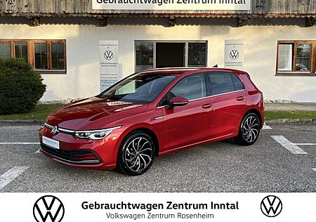 VW Golf Volkswagen VIII 1,5 eTSI DSG Style (IQLight+HarmanKardon+Rear