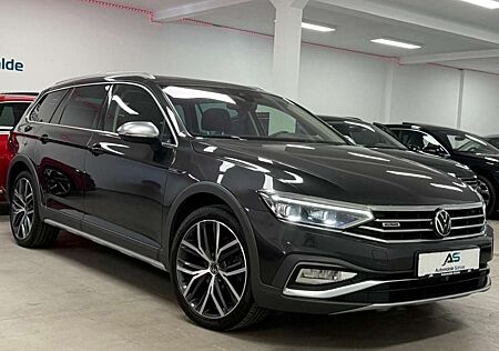 VW Passat Alltrack Volkswagen 2.0 TDi Navi/Leder/IQLight/AHK/P