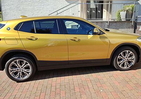 BMW X2 xDrive18d Aut. Advantage Plus, AHK