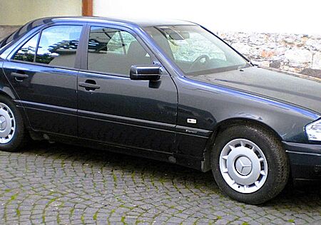 Mercedes-Benz C 220 D Esprit