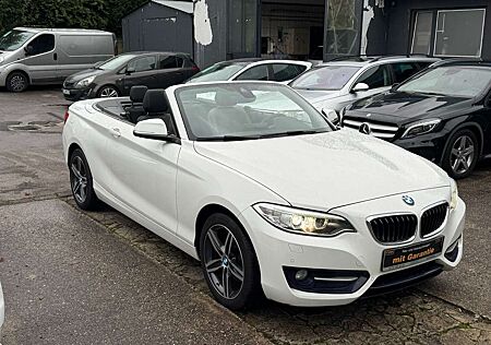 BMW 220 i Sport Line/Leder/Navi/Xenon