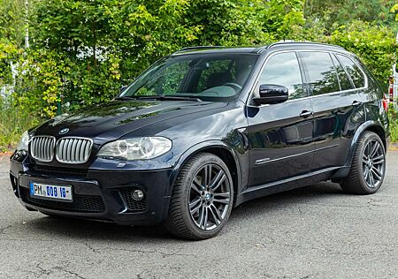 BMW X5 Diesel xDrive40d M-Paket Carbonschwarz AHK Pano