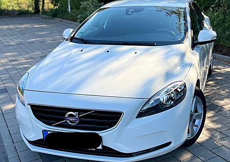 Volvo V40 D2 YOU! AHK/Getönte Scheiben/Navi/u.v.m