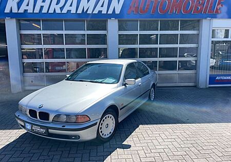 BMW 523 i..***AUTOMATIK**SCHIEBEDACH**