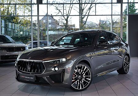 Maserati Levante Trofeo V8 *22 *Pano *LUFT *B&W *Carbon