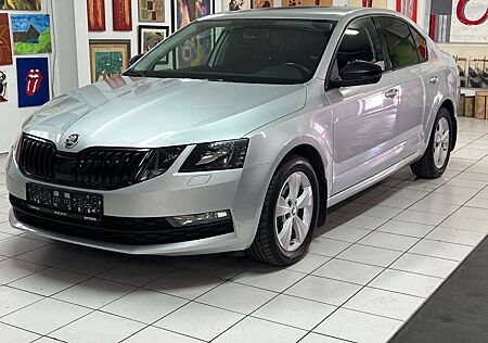 Skoda Octavia Lim. Soleil 1 Hand Automatik