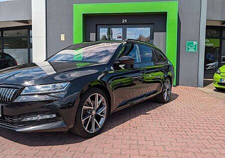 Skoda Superb Combi Sportline 1,4l TSI iV 156PS DSG AHK