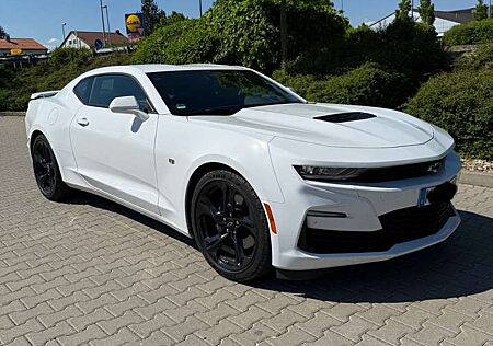 Chevrolet Camaro Coupe 6.2 V8