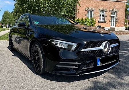 Mercedes-Benz A 250 A-Klasse 7G-DCT AMG Line
