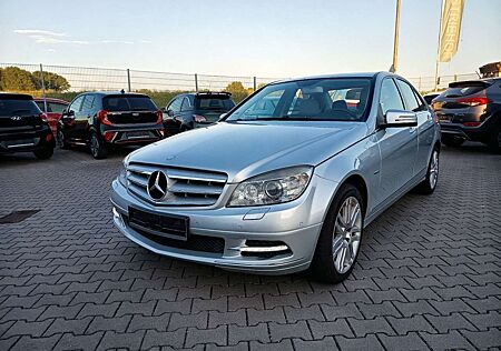 Mercedes-Benz C 250 CGI Xenon+Klima+NAVI+SHZ+BT+FSE+PDC+ALU+AL