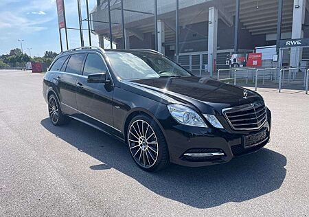 Mercedes-Benz E 250 E -Klasse BlueEfficiency Automatik Navi***