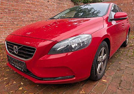 Volvo V40 You! 2.0 KAT Android Auto Getriebeprobleme
