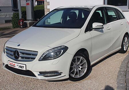 Mercedes-Benz B 180 ~Klima~Bluetooth~PDC~Navigation~8fach~