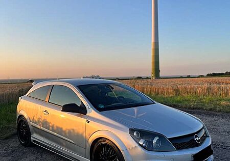 Opel Astra H 2.0 Turbo (OPC UMBAU)