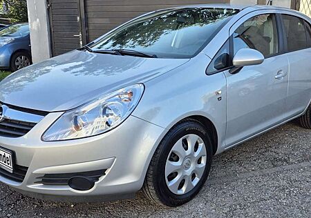 Opel Corsa D Edition"111 Jahre"Navi Tüv & Service Neu