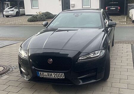 Jaguar XF 25t R-Sport