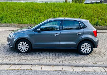 VW Polo Volkswagen 1.4 TDI (Blue Motion Technology) DSG Highline