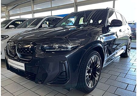 BMW iX3 M Sport HUD ACC adLED ParkAss+ AHK Pano SHZ Navi H