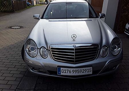 Mercedes-Benz E 220 E -Klasse T-Modell T CDI