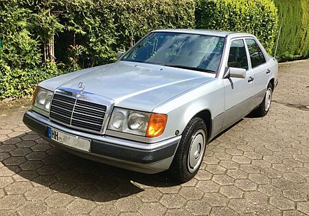 Mercedes-Benz E 200 Keine