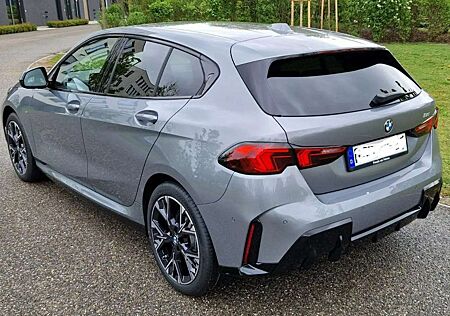 BMW 120 M Sport von -WA, AHK, Driving Assistant Plus