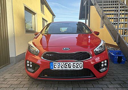 Kia Cee'd Ceed / 1.6 T-GDI GT-Challenge