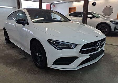 Mercedes-Benz CLA 200 AMG Line Pano Navi R.Cam