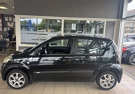 Daihatsu Sirion 1.3 Klima 5 türig 8 fach bereift Alu
