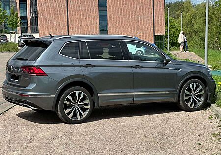 VW Tiguan Allspace Volkswagen 2.0 TDI SCR 4Motion DSG R-Line