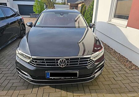 VW Passat Variant Volkswagen Diesel 2.0 TDI SCR DSG (BlueM. Tech