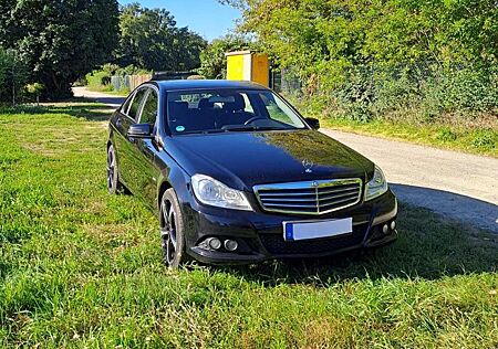 Mercedes-Benz C 180 (BlueEFFICIENCY)