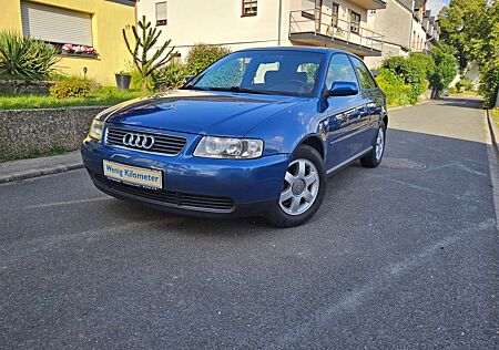 Audi A3 1.6 Attraction/Tüv Neu/139 TKM/Scheckheft