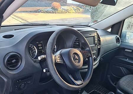 Mercedes-Benz Vito 114 CDI 4MATIC 114 CDI (BlueTEC) Tourer 4MATIC Lang Aut. SELECT