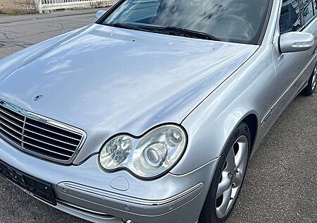 Mercedes-Benz C 270 T CDI Elegance-aus der Schweiz-Scheckheft