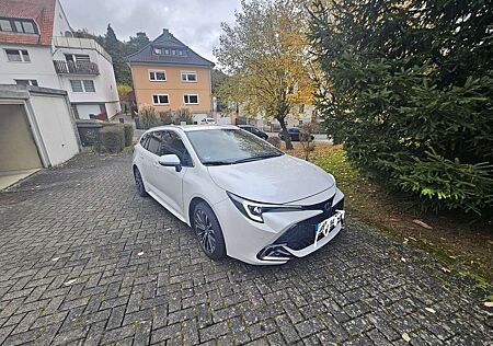 Toyota Corolla 2.0 Hybrid Touring Sports Teamplayer